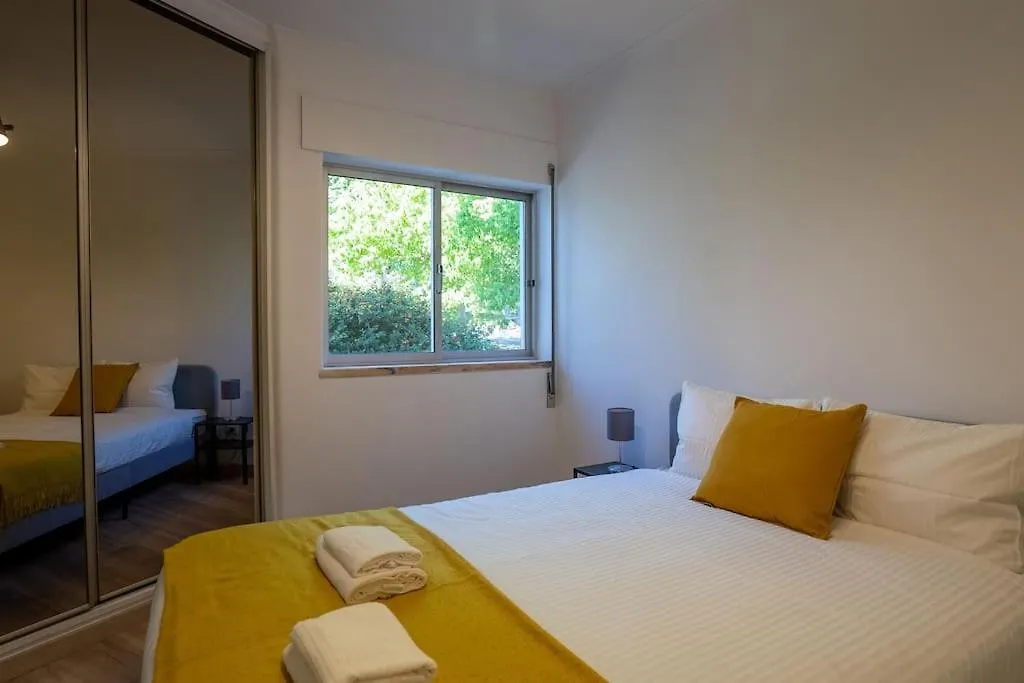 Encarnacao Metro Apartment Lisbon Portugal